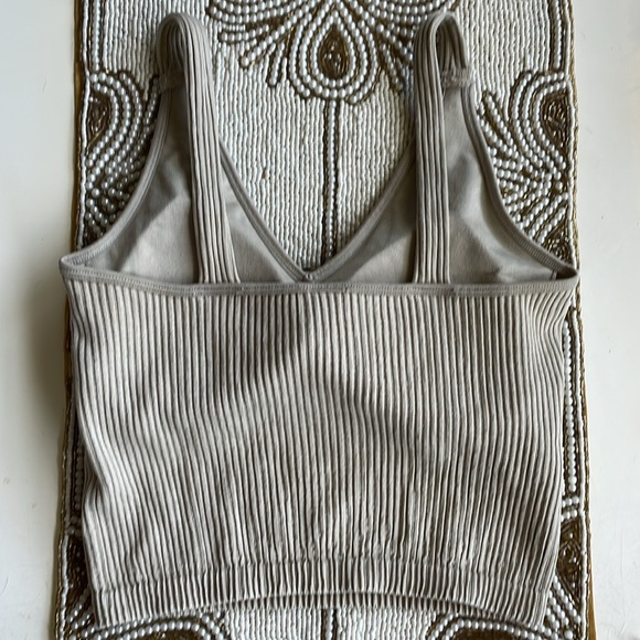 AS Revival top - Picture 2 of 3